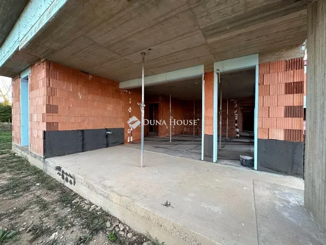 Eladó lakás Kozármisleny 116 nm