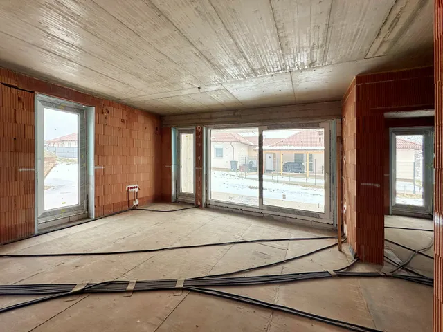 Eladó lakás Kozármisleny 116 nm