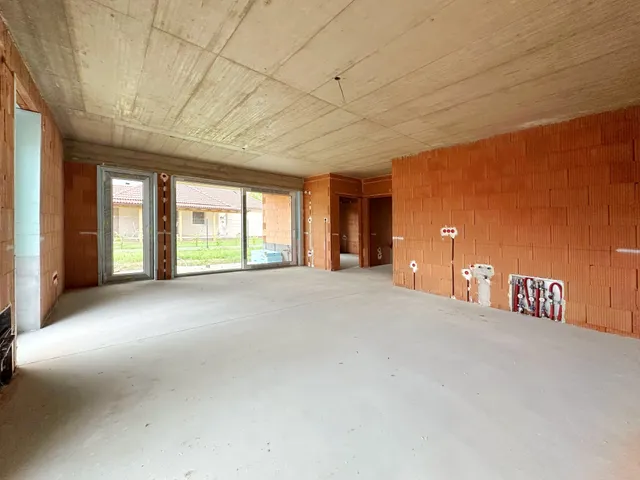 Eladó lakás Kozármisleny 116 nm