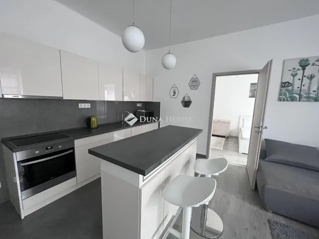 Eladó lakás Pécs 54 nm