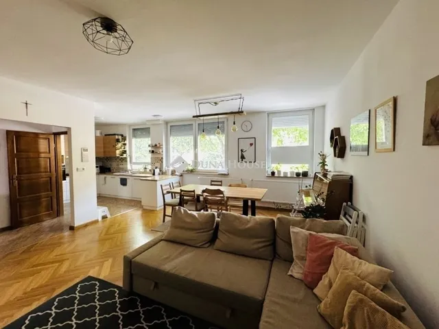 Eladó lakás Pécs, Mecsekoldal 91 nm