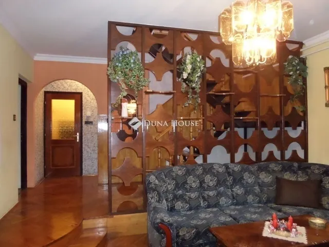 Eladó ház Szentlőrinc 181 nm