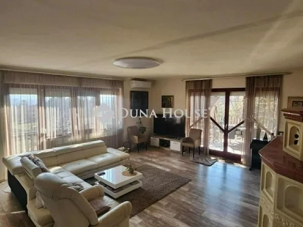 Eladó ház Pécs 360 nm