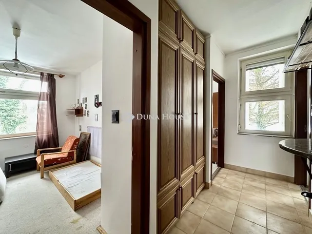 Eladó lakás Pécs 106 nm