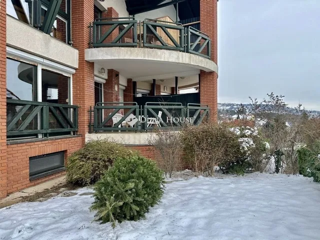 Eladó lakás Pécs 106 nm