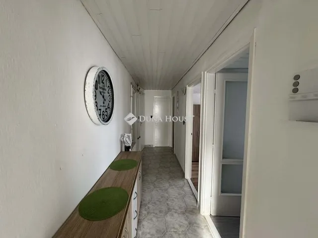 Eladó ház Pécs 198 nm