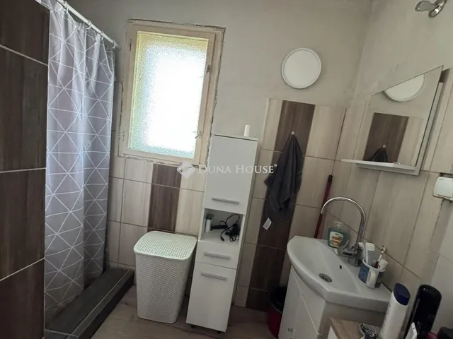 Eladó ház Pécs 198 nm