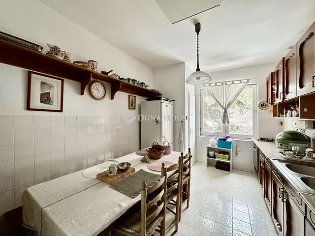 Eladó lakás Pécs 121 nm