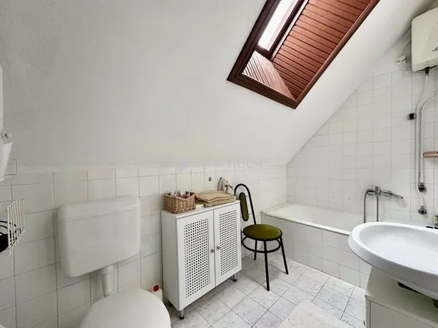 Eladó lakás Pécs 121 nm