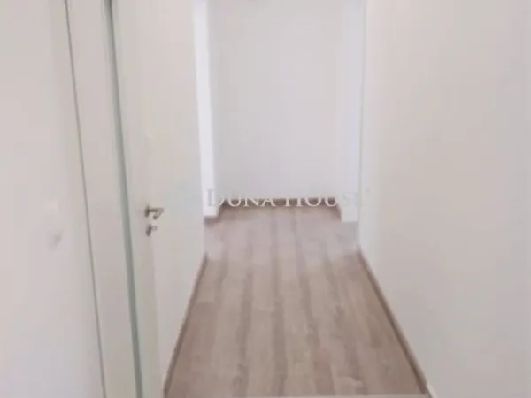 Eladó lakás Pécs, Uránváros 54 nm