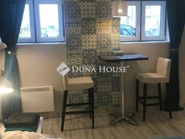 Eladó lakás Pécs 29 nm