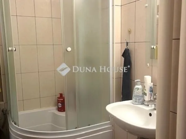 Eladó lakás Pécs 74 nm