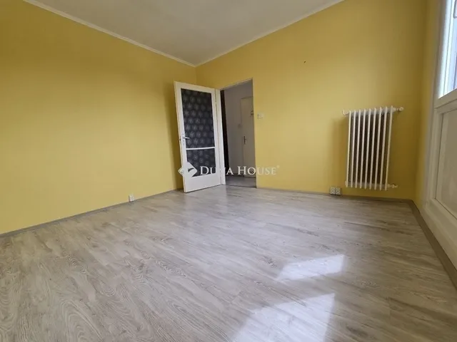 Eladó lakás Pécs 64 nm