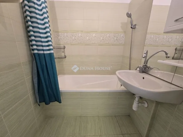 Eladó lakás Pécs 64 nm