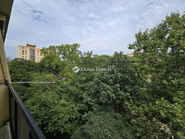 Eladó lakás Pécs 64 nm