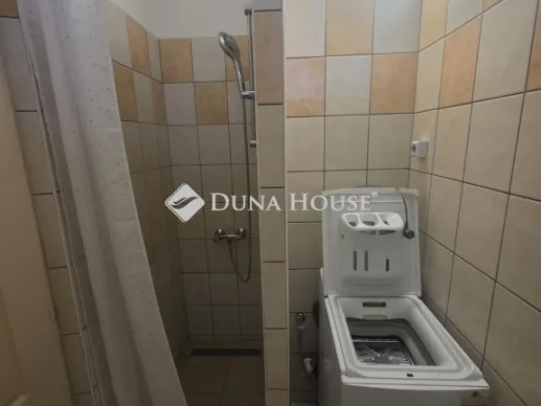 Eladó lakás Pécs 32 nm