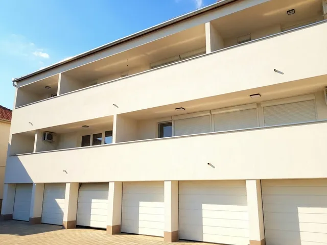 Kiadó garázs Pécs, Egyetemváros 14 nm