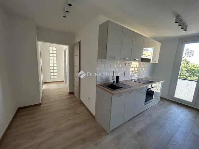 Eladó lakás Pécs, Egyetemváros 54 nm