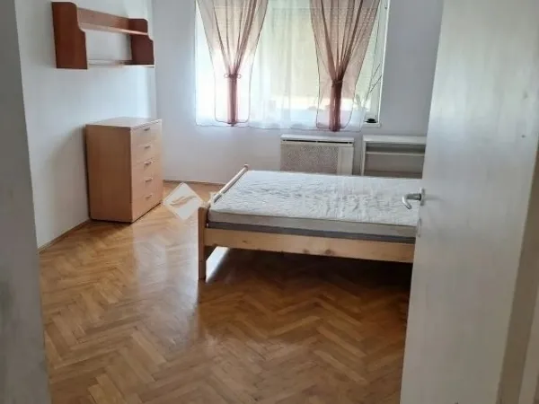 Eladó lakás Pécs, Egyetemváros 59 nm