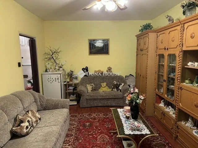 Eladó lakás Pécs, Kertváros 47 nm