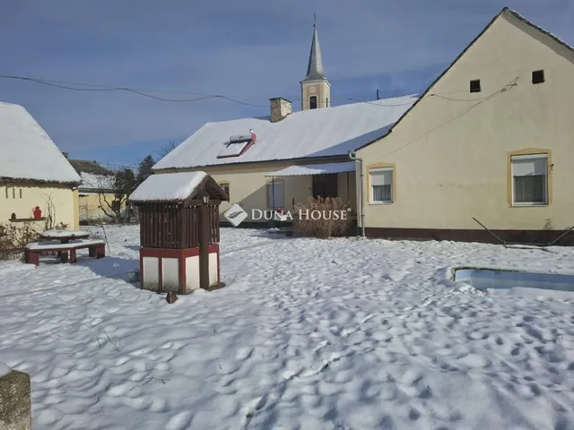 Eladó ház Sumony 224 nm