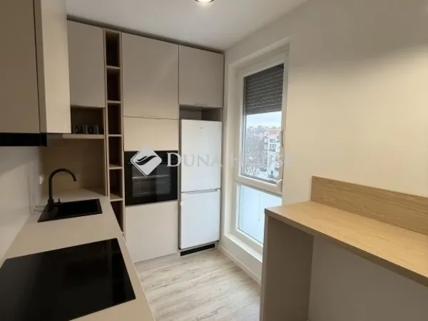 Eladó lakás Pécs, Kertváros 52 nm
