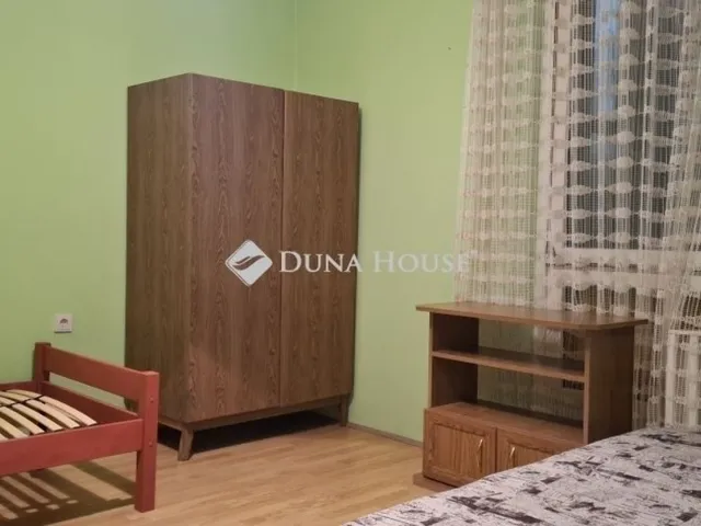 Eladó lakás Pécs, Kertváros 53 nm