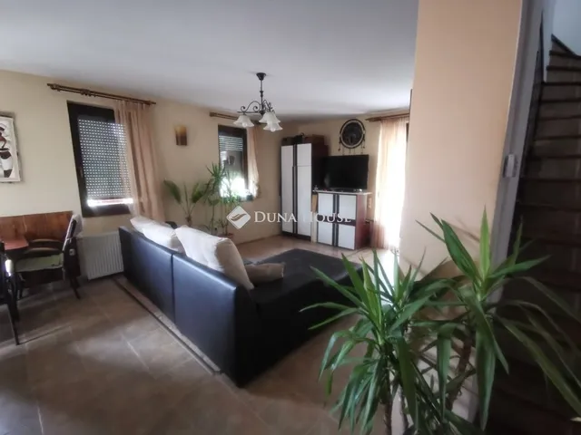 Eladó ház Pécs, Budai városrész 200 nm