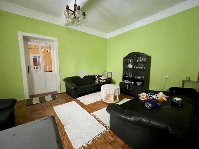 Eladó ház Véménd 120 nm