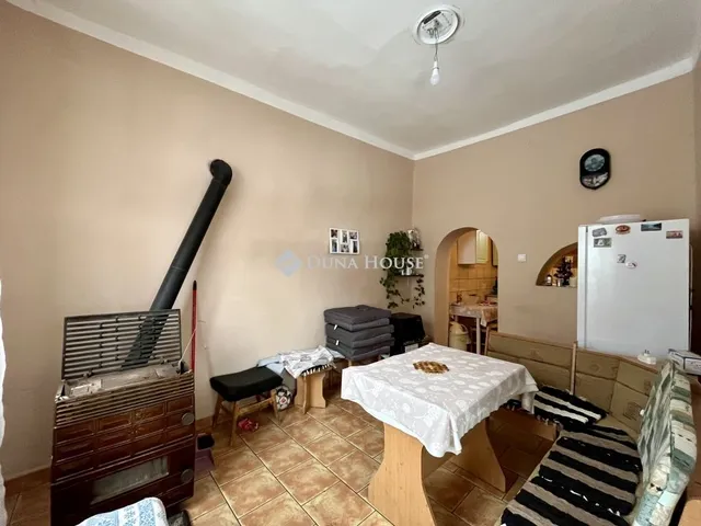 Eladó ház Véménd 120 nm