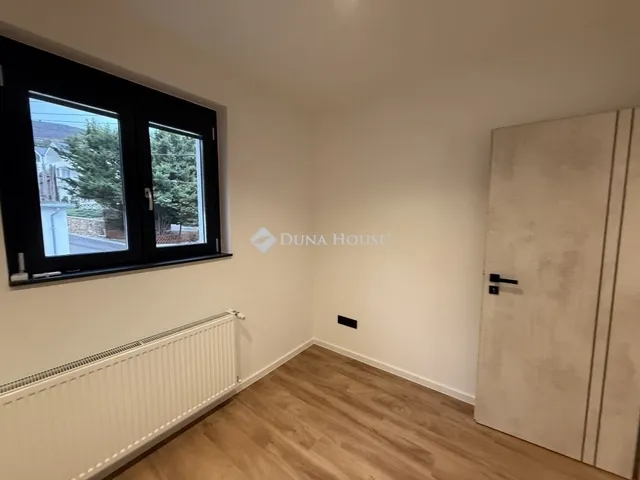 Eladó lakás Pécs 77 nm