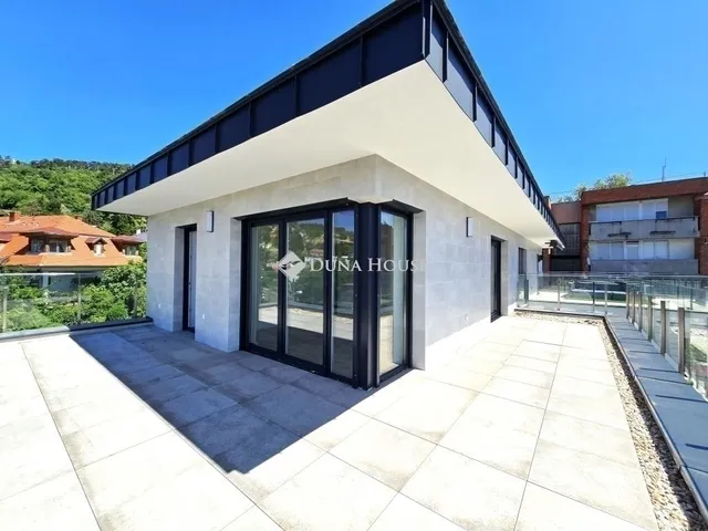 Eladó lakás Pécs 152 nm