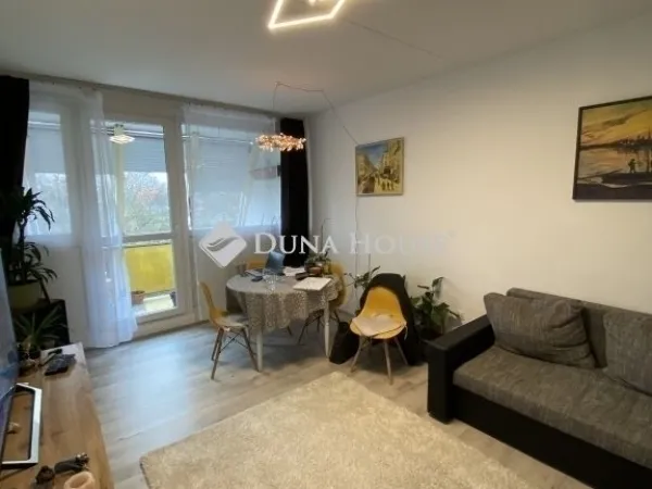 Eladó lakás Pécs, Kertváros 50 nm