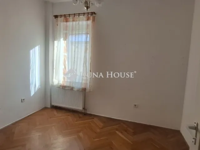 Eladó lakás Pécs 42 nm