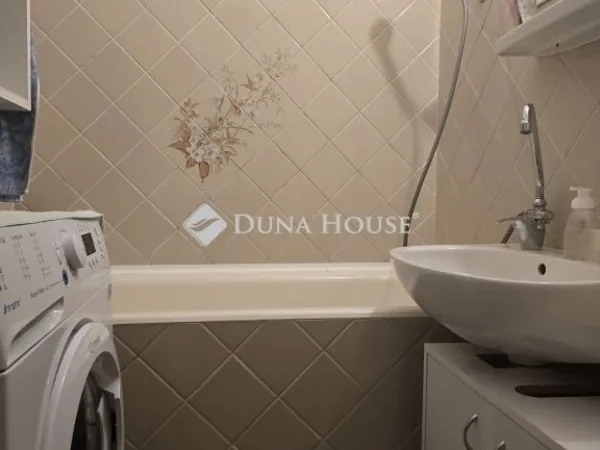 Eladó lakás Pécs 52 nm