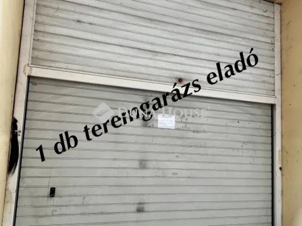 Eladó garázs Pécs, Belváros 17 nm