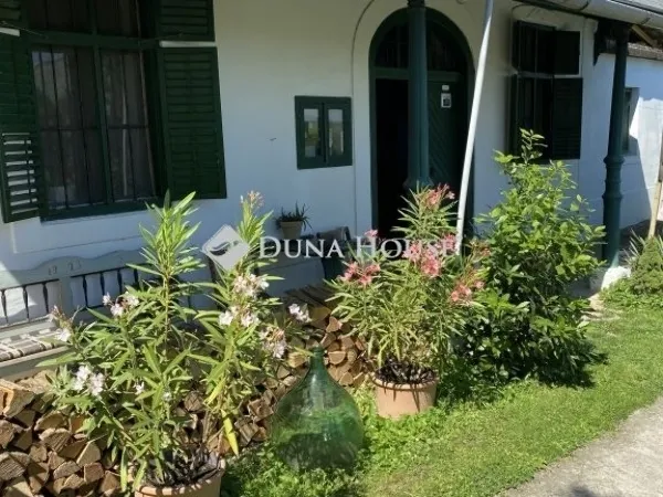 Eladó mezőgazdasági ingatlan Szekszárd 70 nm