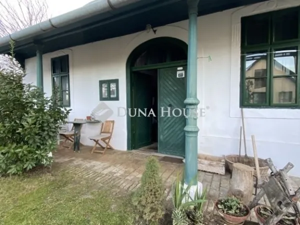 Eladó mezőgazdasági ingatlan Szekszárd 70 nm