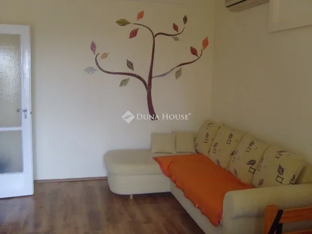 Eladó lakás Pécs, Egyetemváros 47 nm