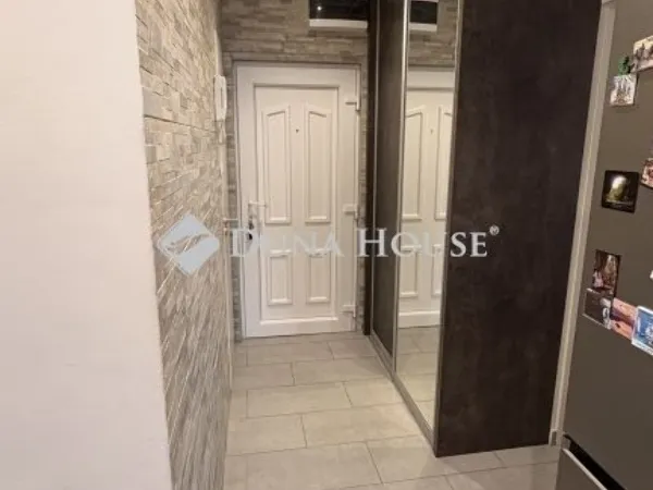 Eladó lakás Pécs 64 nm