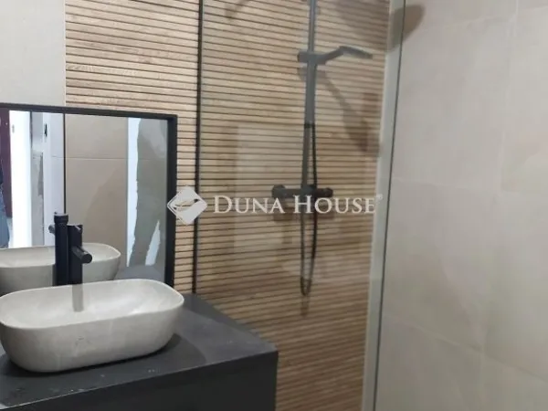 Eladó lakás Pécs 62 nm