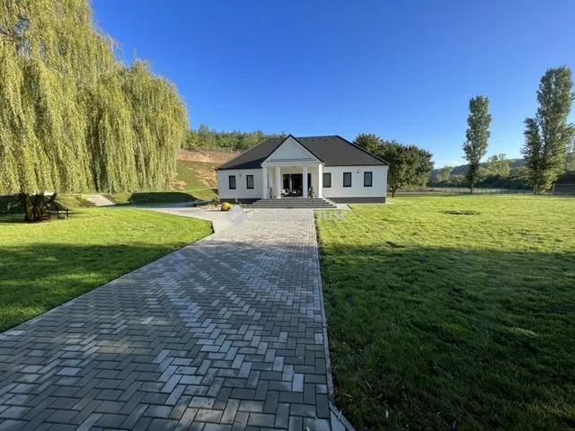 Eladó ház Szellő 124 nm