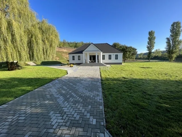 Eladó ház Szellő 124 nm