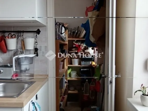 Eladó lakás Pécs 64 nm