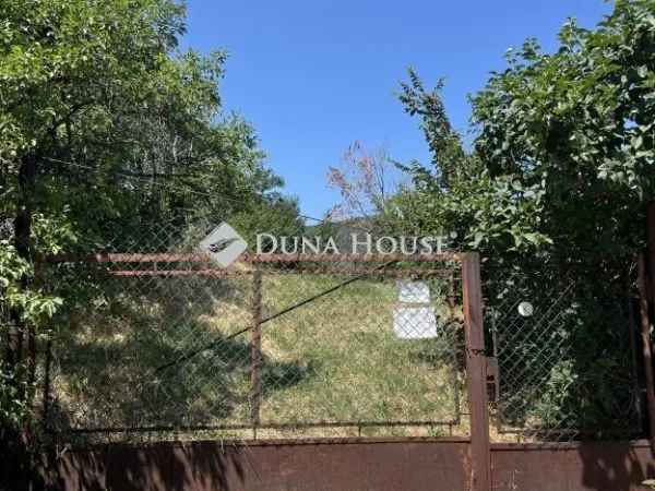 Eladó telek Kővágószőlős 2740 nm