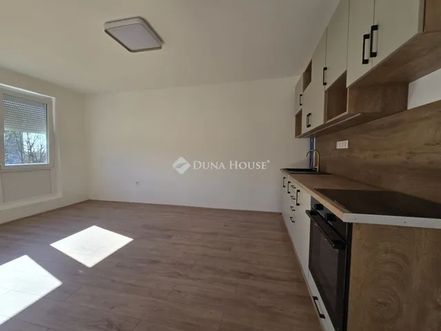 Eladó lakás Pécs 39 nm
