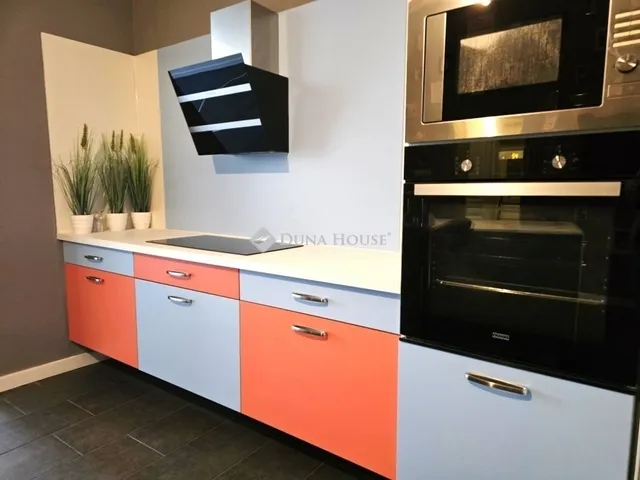 Eladó lakás Pécs, Belváros 120 nm