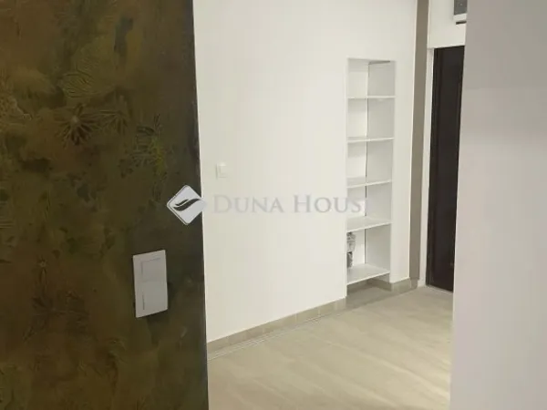 Eladó lakás Pécs 64 nm