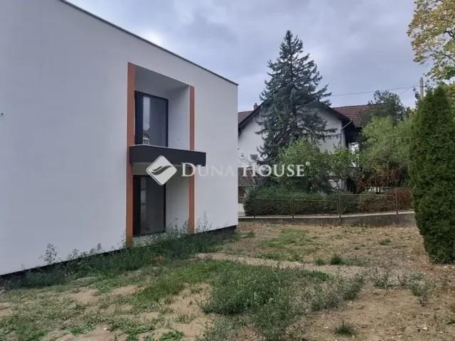 Eladó lakás Pécs 63 nm