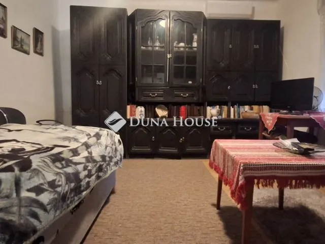 Eladó lakás Pécs 28 nm